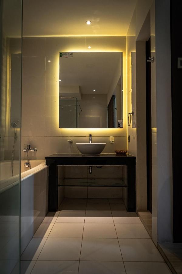 Sanghyang Indah Spa Resort Аньєр Екстер'єр фото