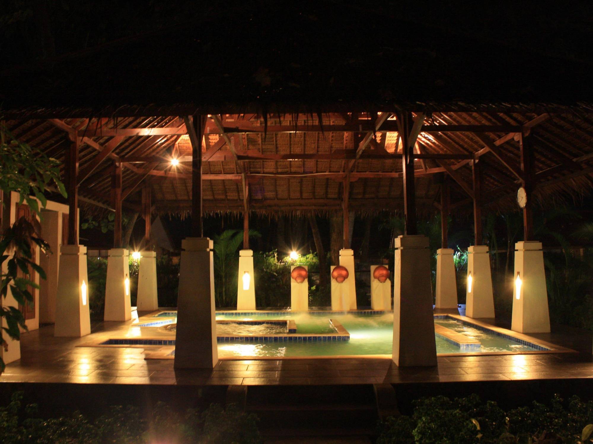 Sanghyang Indah Spa Resort Аньєр Екстер'єр фото