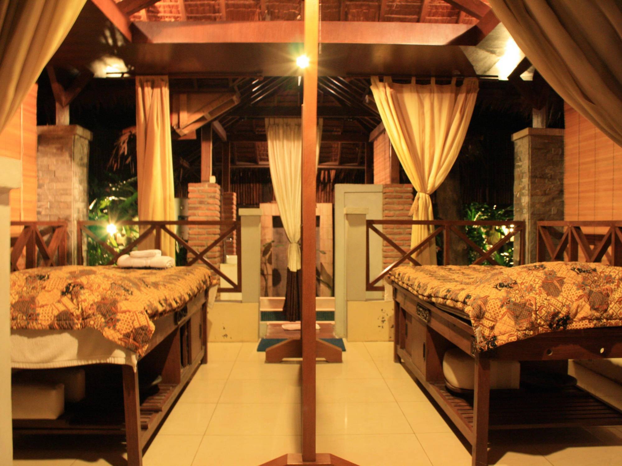 Sanghyang Indah Spa Resort Аньєр Екстер'єр фото